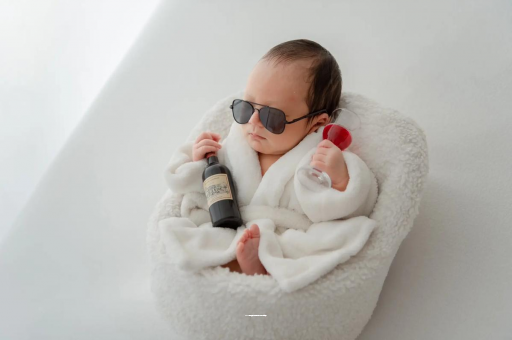 馆陶宝宝嘴唇上翘